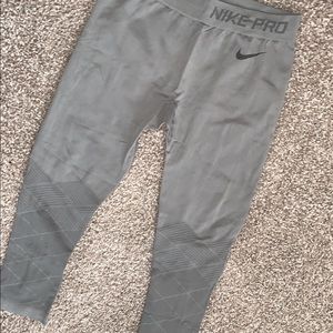 Slate Gray Nike Dri-Fit crop seamless leggings